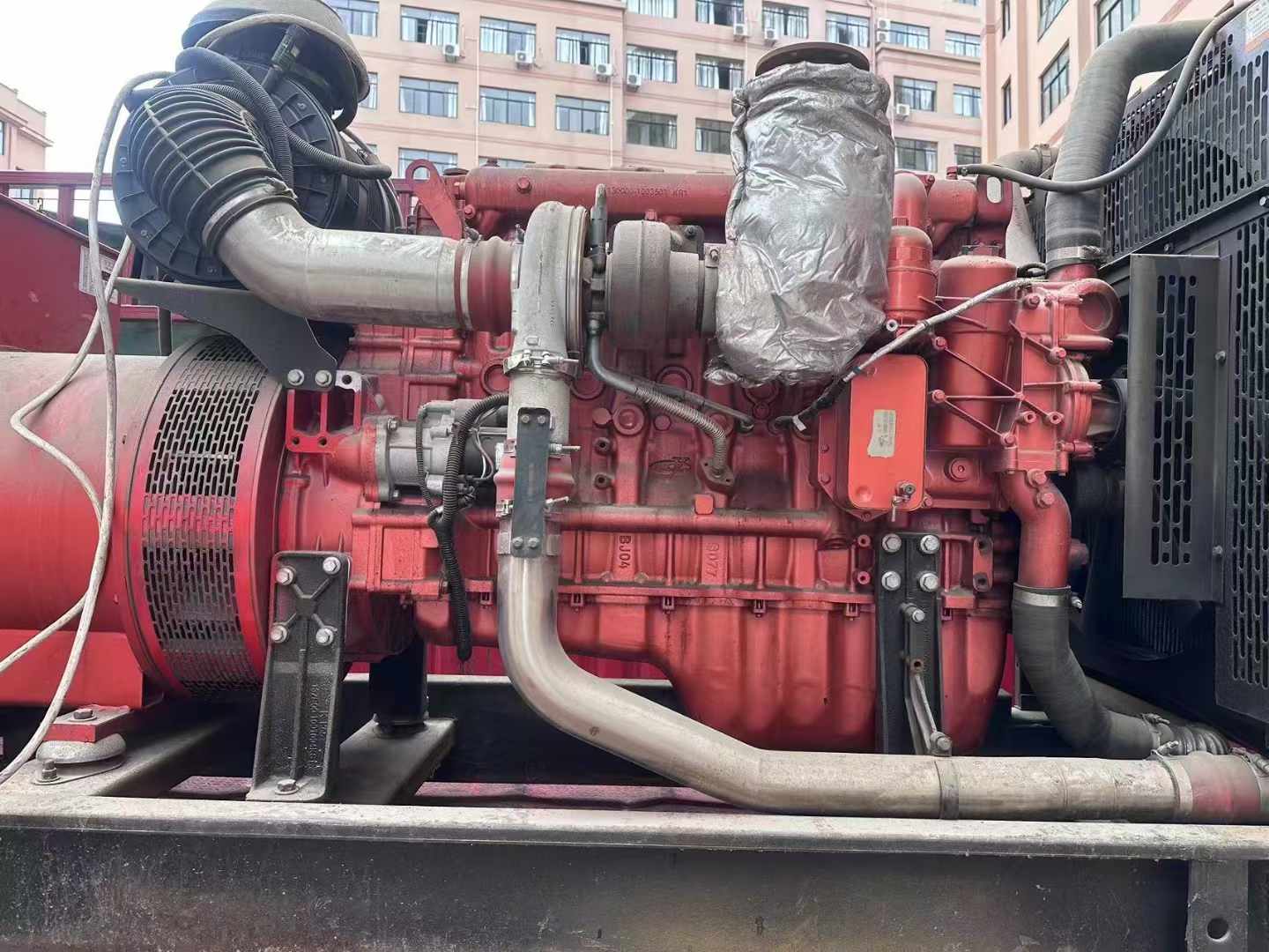 梁平如何选择适合 600kW 柴油发电机组的过载保护器？